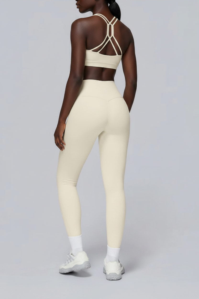 Cream Set Back
